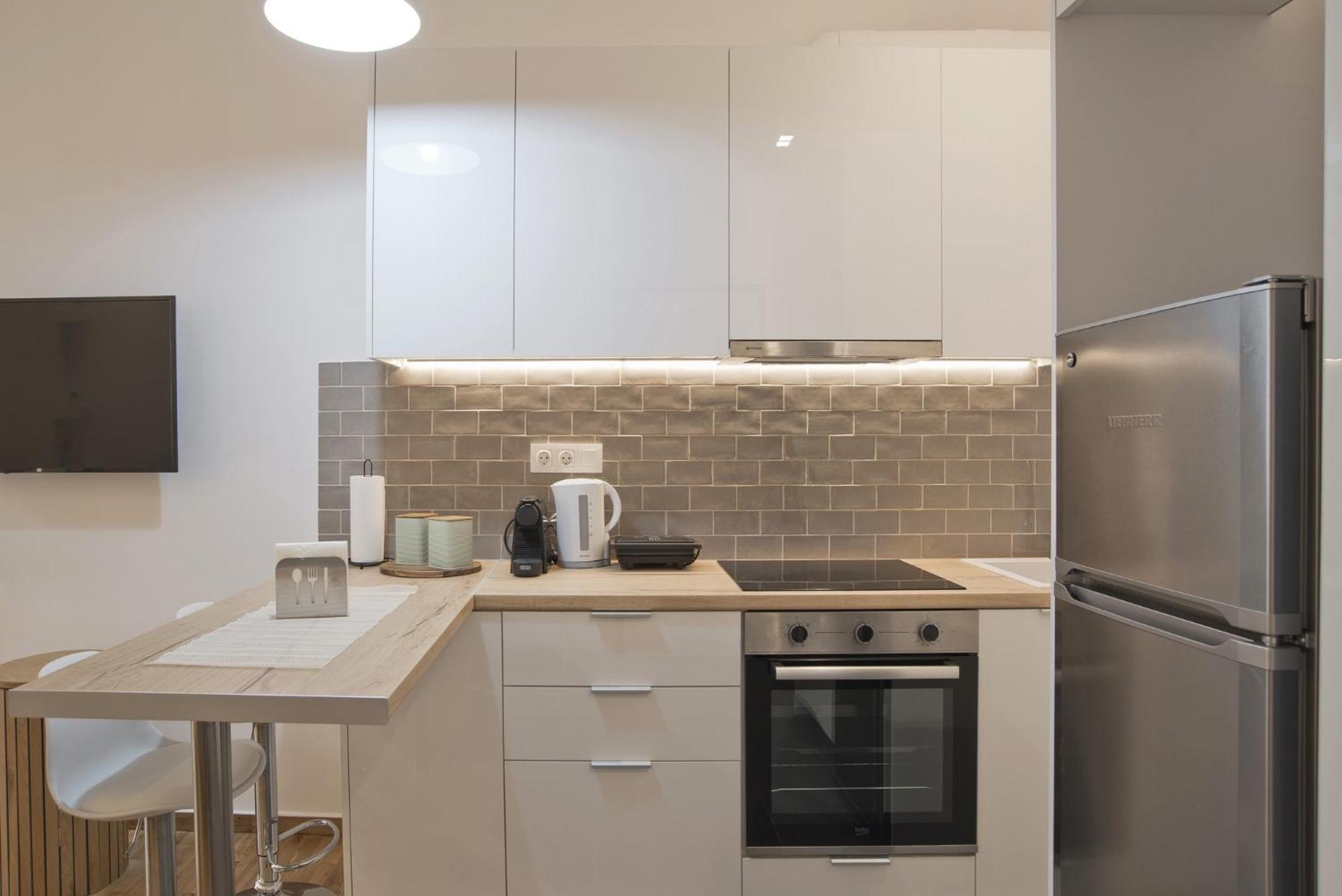 Appartamento Porto 118 New Reno St Near Marina Zeas, Ac